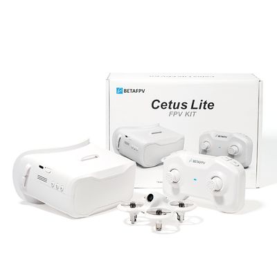 Émetteur ELRS LiteRadio 3 et lunettes VR03 pour une expérience de course FPV passionnante dans le kit FPV Betafpv Cetus X RTF