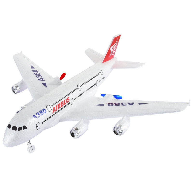 Caractéristiques Retour automatique 2.4 G Durable Styrofoam Avion 70g Modèle de télécommande Jouet Hélicoptère A380 Rc Avion Avion 110m Boîte